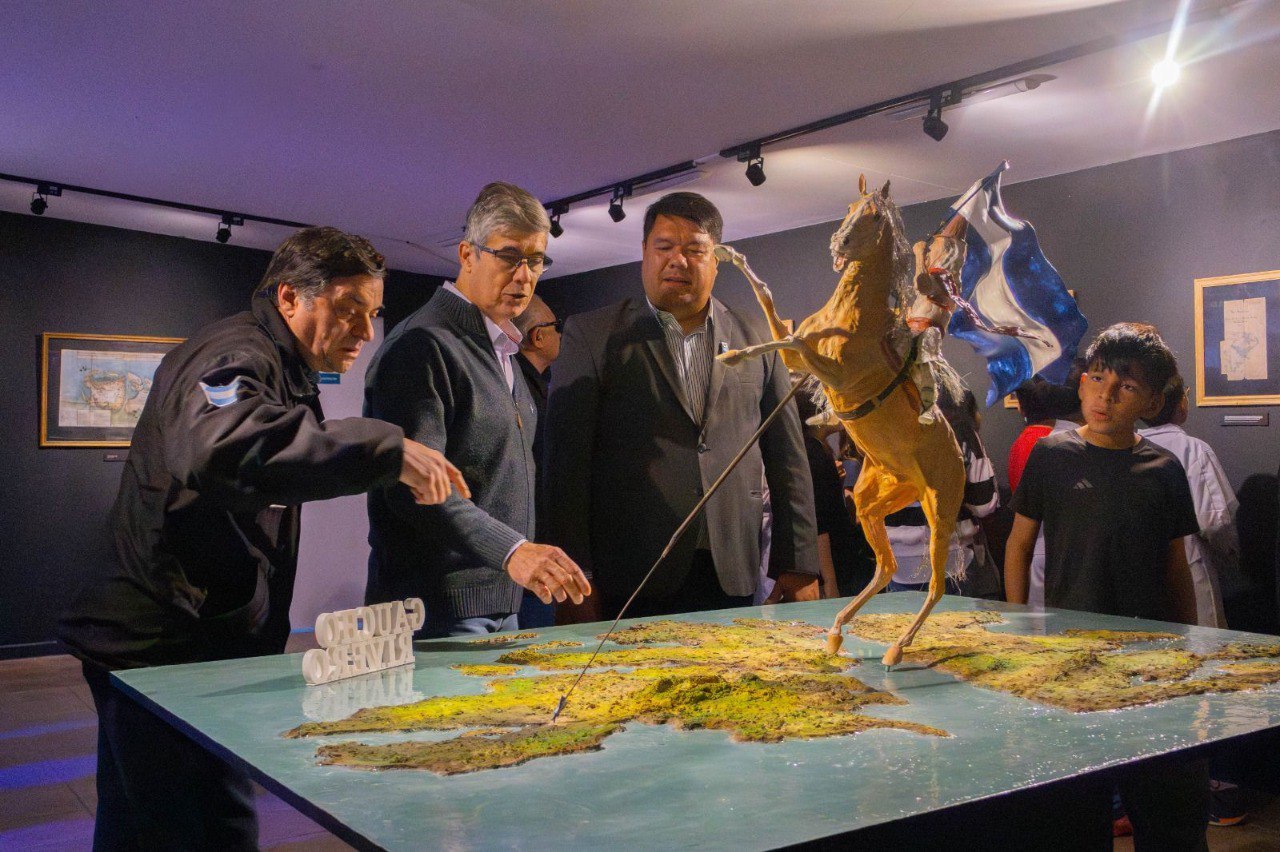 ÚLTIMOS DÍAS PARA RECORRER LA MUESTRA HISTÓRICA «ESTE SUELO, NUESTRA PATRIA»