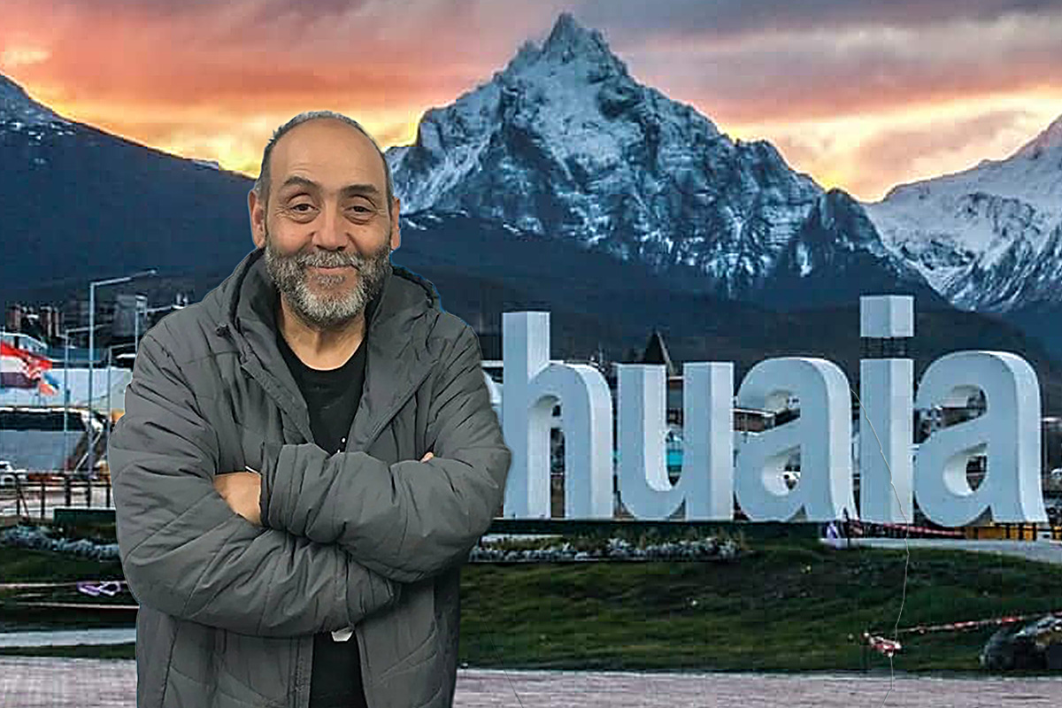 SERGIO MARTÍNEZ EN USHUAIA: «EL TEATRO ES UNA ASAMBLEA POPULAR DONDE VOLVEMOS A EXIGIR LA NOBLEZA Y LA BELLEZA»