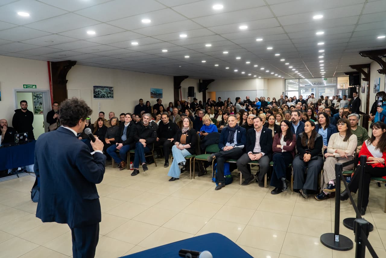 MÁS DE 150 PERSONAS PARTICIPARON DEL 1° DÍA DEL PRECONGRESO FIN DEL MUNDO 2026 «TERRITORIOS, DERECHOS Y LONGEVIDAD EN TIEMPOS DE CAMBIO»